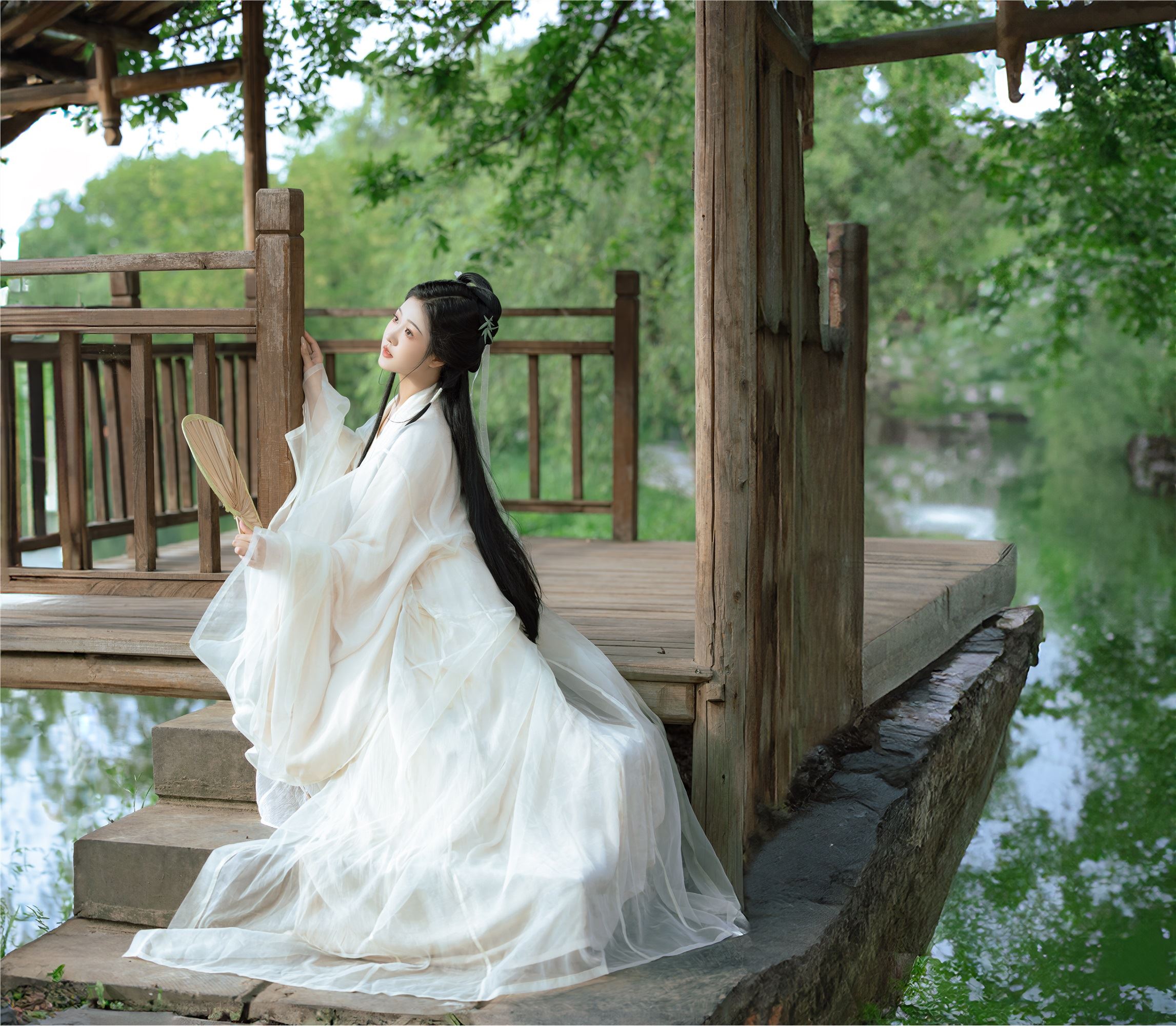 YITUYU艺图语 2025.01.26 夏日的风 若韵